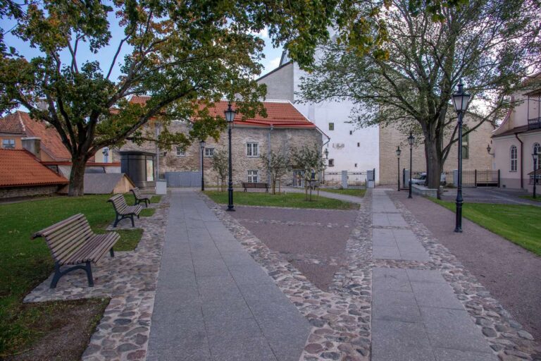 Piiskopiaed Tallinnas