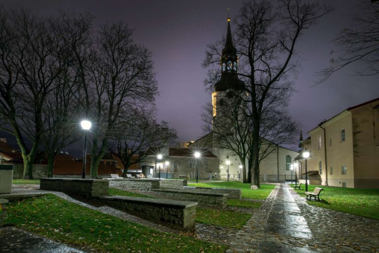 Piiskopiaed Tallinnas