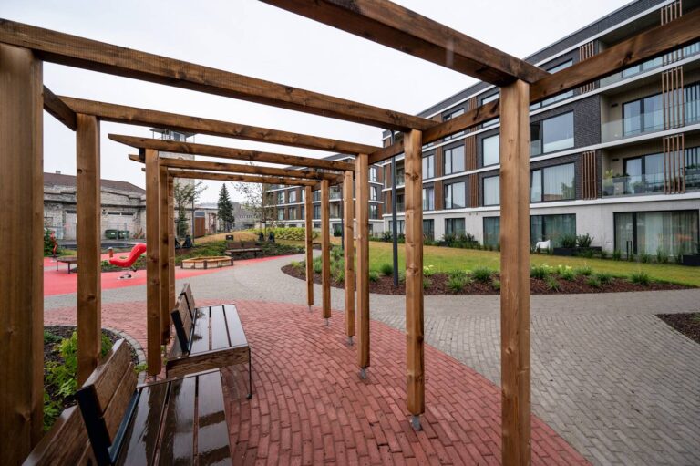 Pille tn 4 kortermajade hooviala Tallinnas