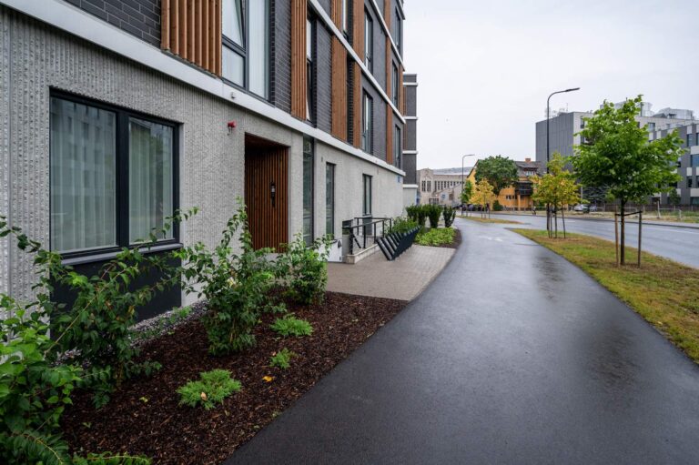 Pille tn 4 kortermajade hooviala Tallinnas