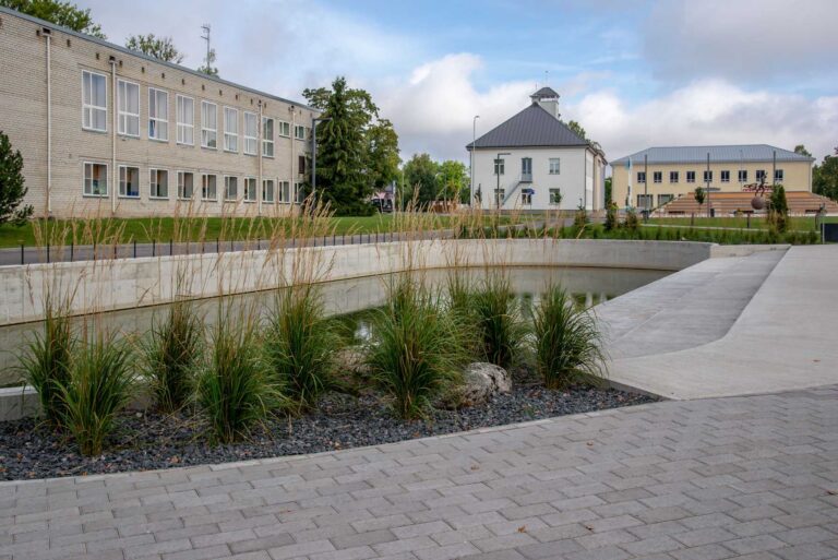 Väike-Maarja keskala